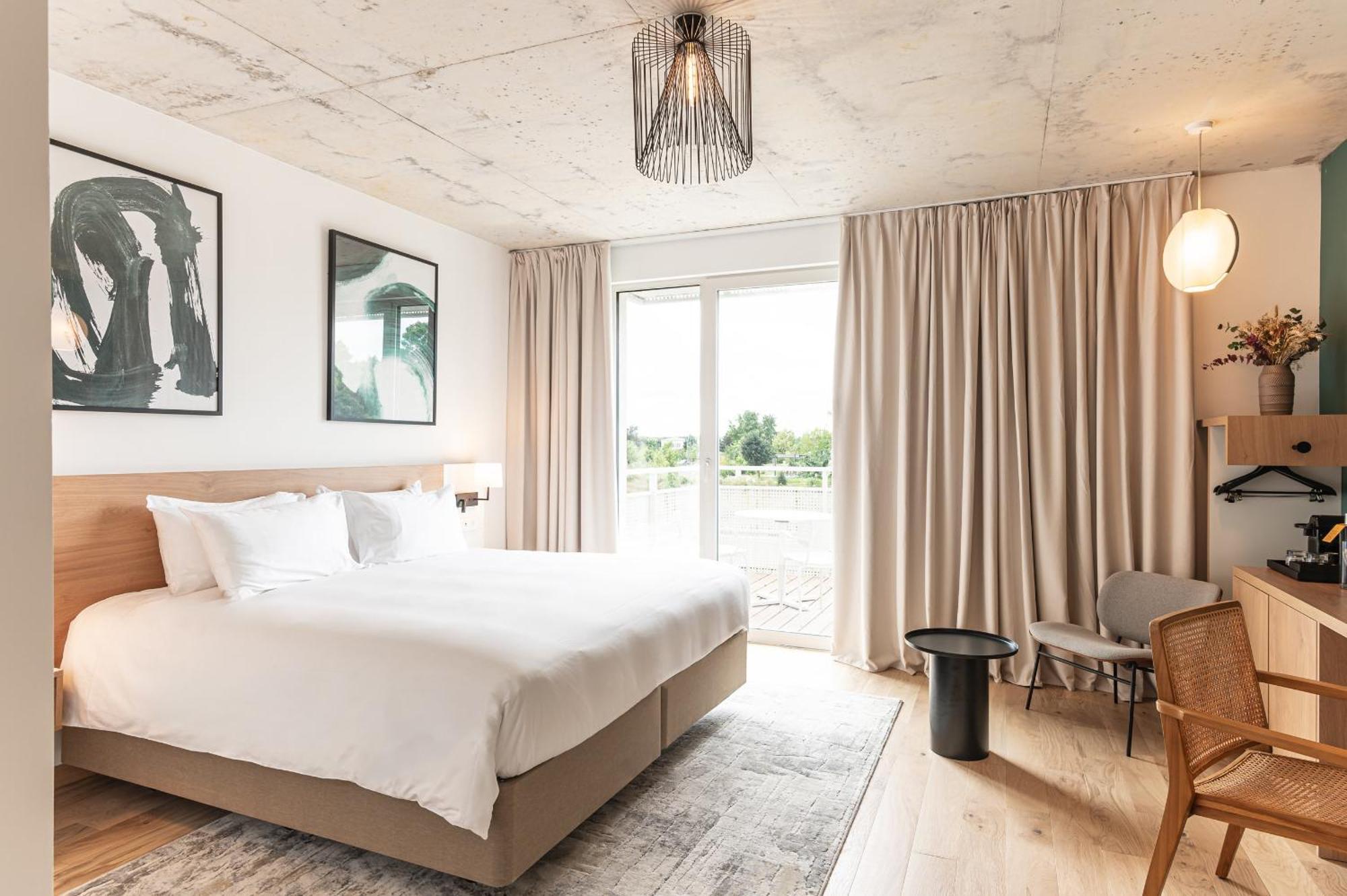 Voco Beaune , Cite Des Vins By Ihg Екстериор снимка