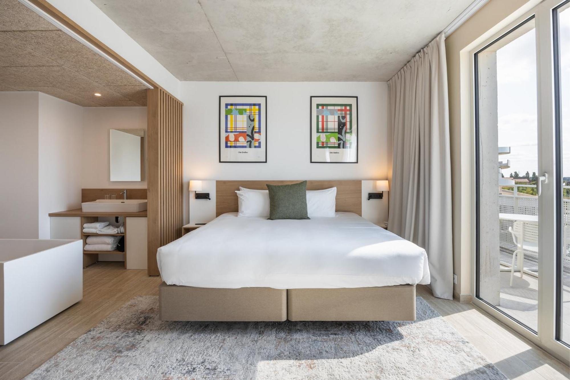 Voco Beaune , Cite Des Vins By Ihg Екстериор снимка